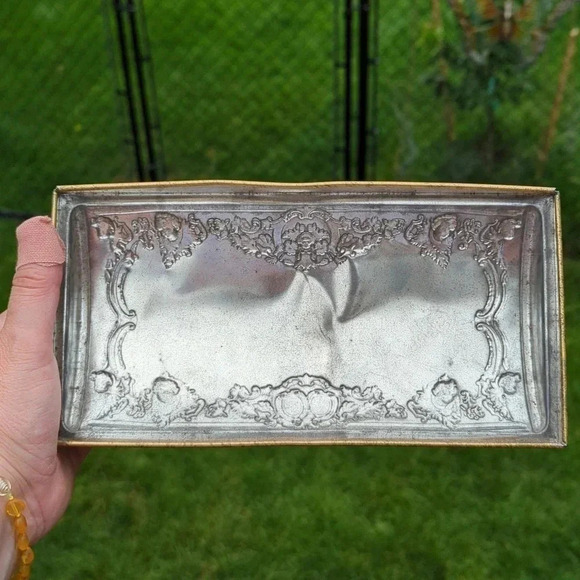 German Biscuit  Tin - Picture 7 of 9